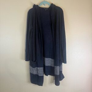 Barefoot Dreams Navy and Gray open face hooded Cardigan XS/S
